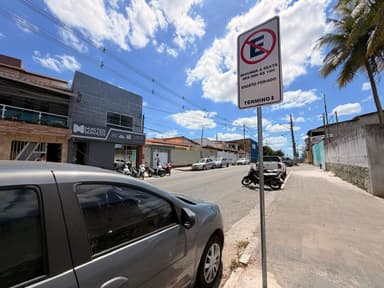 Imagem referente à notícia Nova sinalização reduz congestionamentos e melhora a fluidez do trânsito na Avenida Severino Viêira